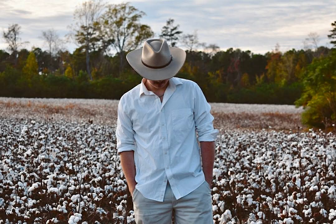 Live Music: Riley Wallace