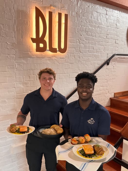 Brunch with Live Music from The Giftbox